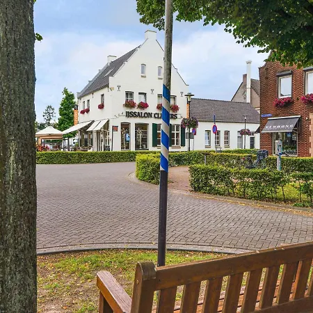 Holiday home Charming In Near River Maas *