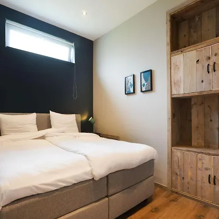 Charming In Near River Maas Holiday home